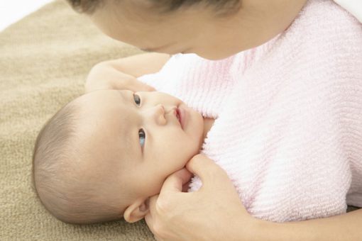 闫姓女宝宝起名鼠年