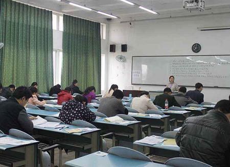 女人梦见刮大风