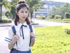 女孩李彦的名字好听